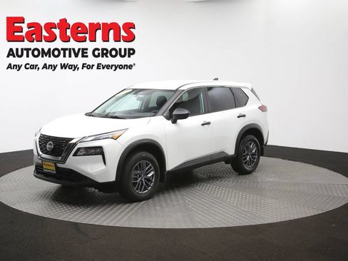 Used 2023 Nissan Rogue S AWD/4WD image 54