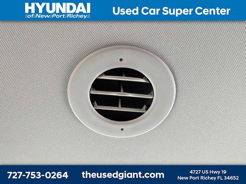 Used 2021 Chevrolet Traverse Premier w/ LPO, Floor Liner Package AWD/4WD image 19