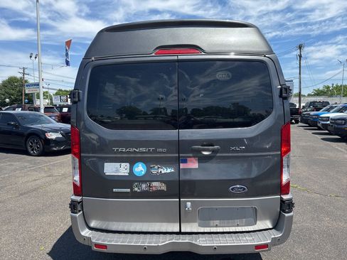 Used 2017 Ford Transit 150 XLT RWD image 4