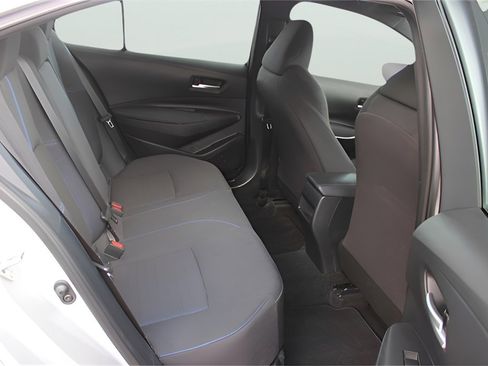 Used 2022 Toyota Corolla SE image 26