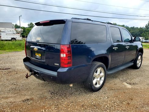 Used 2007 Chevrolet Suburban LTZ w/ LTZ Preferred Equipment Group image 7