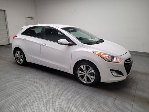 Used 2014 Hyundai Elantra GT w/ Option Group 02 image 11