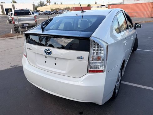 Used 2010 Toyota Prius Two FWD image 19