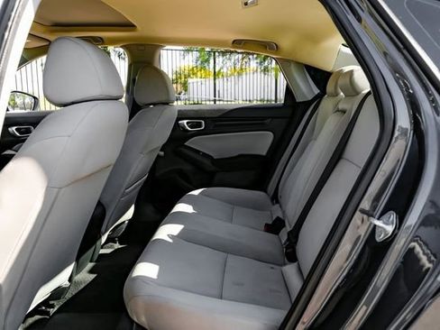 Used 2023 Honda Civic EX image 40