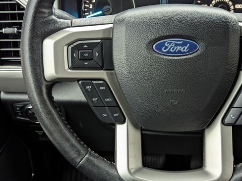 Used 2020 Ford F150 Lariat image 21