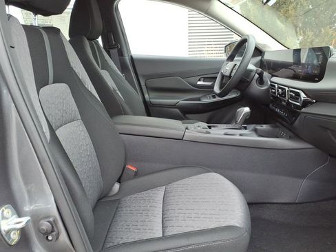 New 2026 Nissan Sentra SV w/ Floor Mat Package FWD image 7