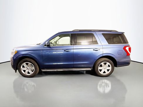 Used 2020 Ford Expedition XLT w/ Equipment Group 202A image 6