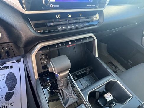 Used 2022 Toyota Tundra SR5 image 18