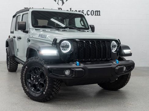 Used 2023 Jeep Wrangler Unlimited w/ 8.4" Radio Group image 7