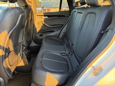 Used 2020 BMW X1 xDrive28i w/ Convenience Package image 15