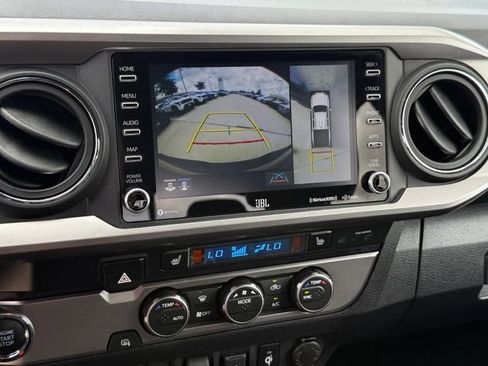 Used 2023 Toyota Tacoma Limited RWD image 16