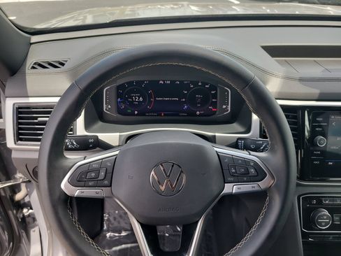 Used 2023 Volkswagen Atlas Cross Sport SEL AWD/4WD image 26