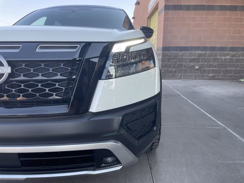 Used 2024 Nissan Pathfinder Rock Creek image 9