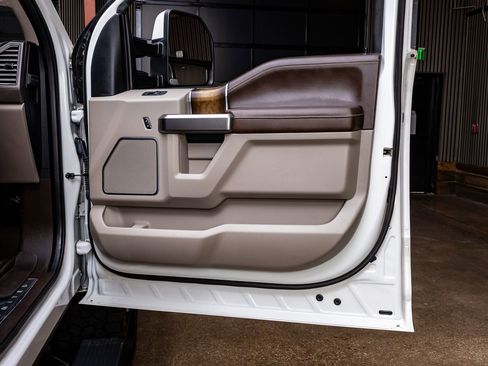 Used 2018 Ford F350 Limited AWD/4WD image 37