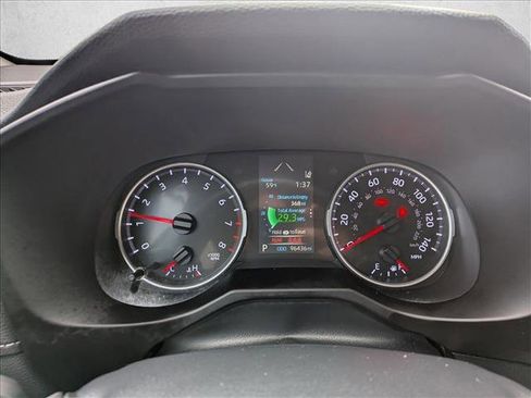 Used 2019 Toyota RAV4 LE image 11