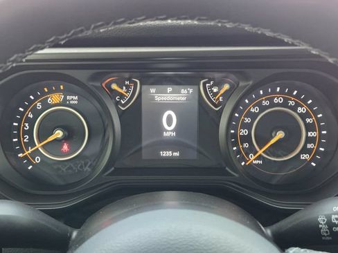 Certified 2026 Jeep Wrangler Unlimited Sport AWD/4WD image 18