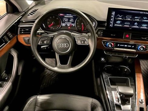 Used 2023 Audi A4 2.0T Premium w/ Convenience Package image 5