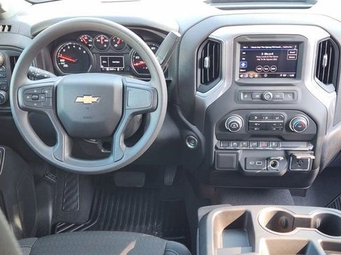 Used 2024 Chevrolet Silverado 1500 Custom image 27