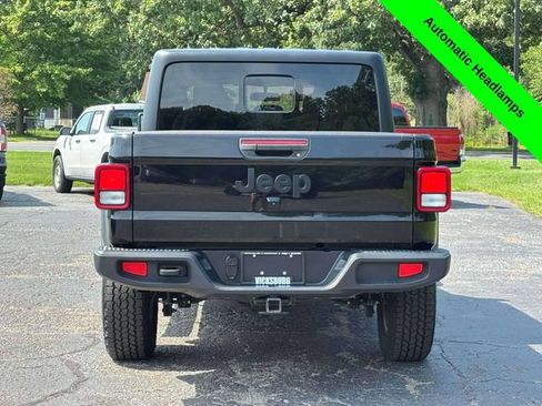 Used 2023 Jeep Gladiator Sport AWD/4WD image 33