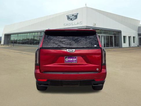 Used 2023 Cadillac Escalade Sport Platinum w/ Heavy-Duty Trailer Package AWD/4WD image 5