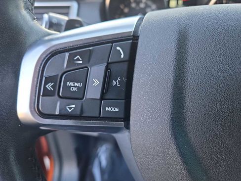 Used 2018 Land Rover Discovery Sport HSE image 30