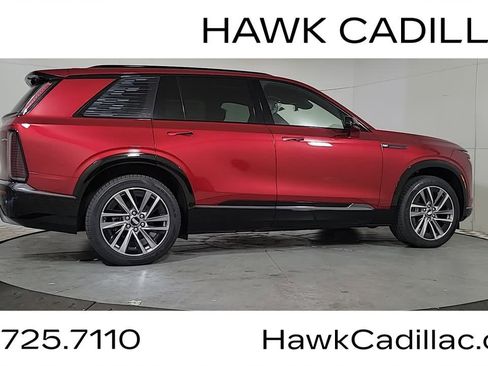New 2026 Cadillac Vistiq Sport w/ LPO, Floor Liner Package AWD/4WD image 8