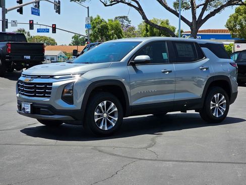 New 2026 Chevrolet Equinox LT FWD image 3