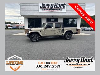 Used 2022 Jeep Gladiator Overland w/ Trailer Tow Package AWD/4WD video 1
