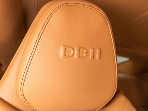 Used 2017 Aston Martin DB11 V12 RWD image 50