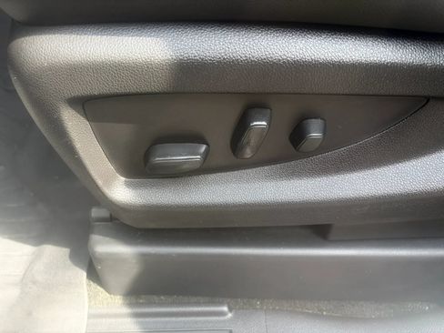 Used 2018 GMC Sierra 1500 SLT w/ SLT Premium Package AWD/4WD image 33