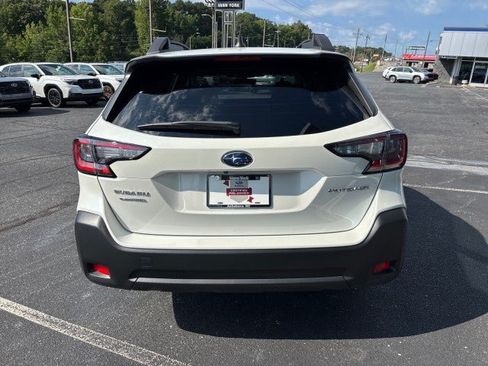 Certified 2025 Subaru Outback Premium AWD/4WD image 46