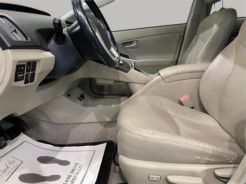 Used 2010 Toyota Prius Two image 10