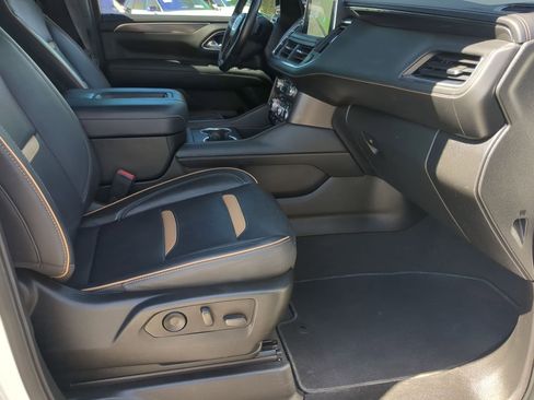 Used 2023 GMC Yukon XL AT4 w/ AT4 Premium Package image 25