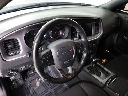 Used 2019 Dodge Charger R/T w/ Blacktop Package RWD image 20
