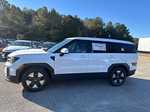New 2026 Hyundai Santa Fe SE image 2