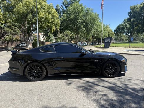 Used 2019 Ford Mustang GT w/ GT Performance Package RWD image 8
