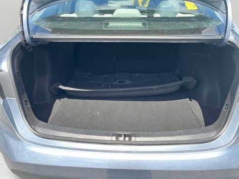 Used 2023 Toyota Corolla LE FWD image 7