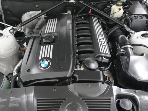 Used 2008 BMW Z4 3.0si image 28