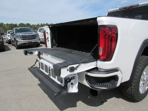Used 2020 GMC Sierra 2500 Denali w/ Denali Ultimate Package AWD/4WD image 37