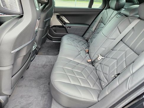 New 2025 BMW 760i xDrive AWD/4WD image 15