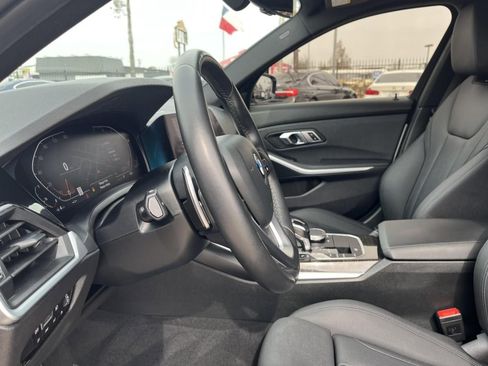 Used 2019 BMW 330i Sedan w/ Convenience Package image 21