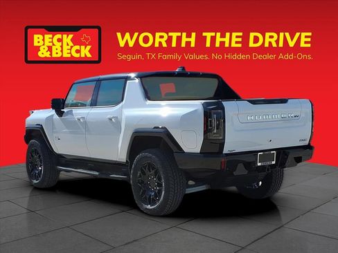 New 2026 GMC Hummer EV 4x4 Crew Cab image 7