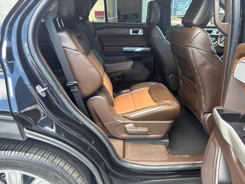 Used 2022 Ford Explorer King Ranch w/ Technology Package AWD/4WD image 17