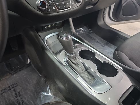 Certified 2020 Chevrolet Malibu LT image 23