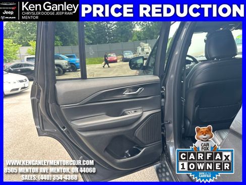 Used 2024 Jeep Grand Cherokee Altitude AWD/4WD image 22