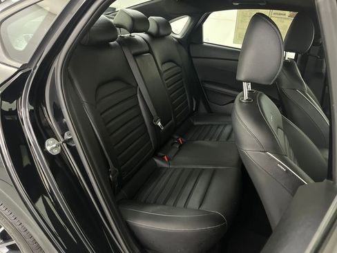 Used 2024 Kia Forte GT-Line w/ GT-Line Premium Package image 21