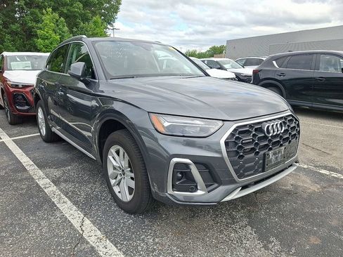 Used 2024 Audi Q5 2.0T Premium AWD/4WD image 3