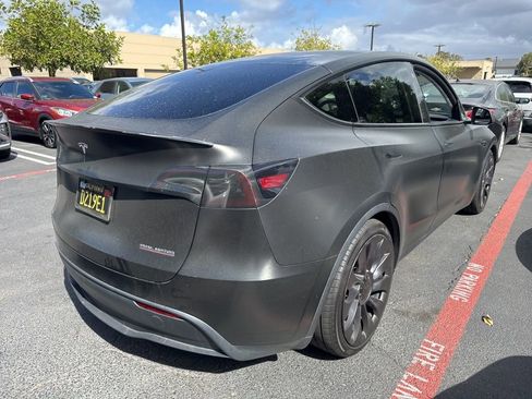 Used 2021 Tesla Model Y Performance AWD/4WD image 3