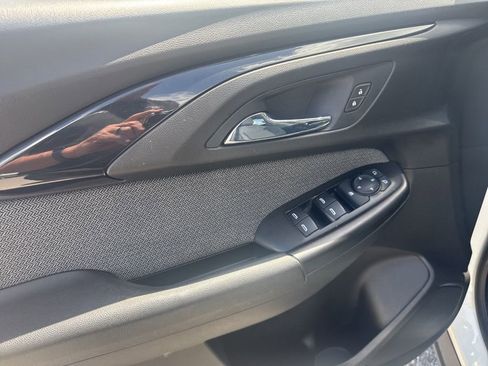 Used 2021 Chevrolet TrailBlazer LT image 16