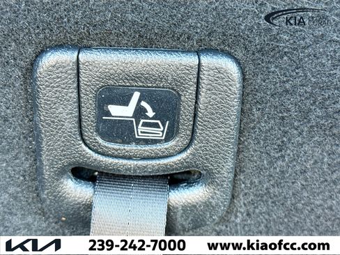 Used 2023 Honda Odyssey EX-L image 13